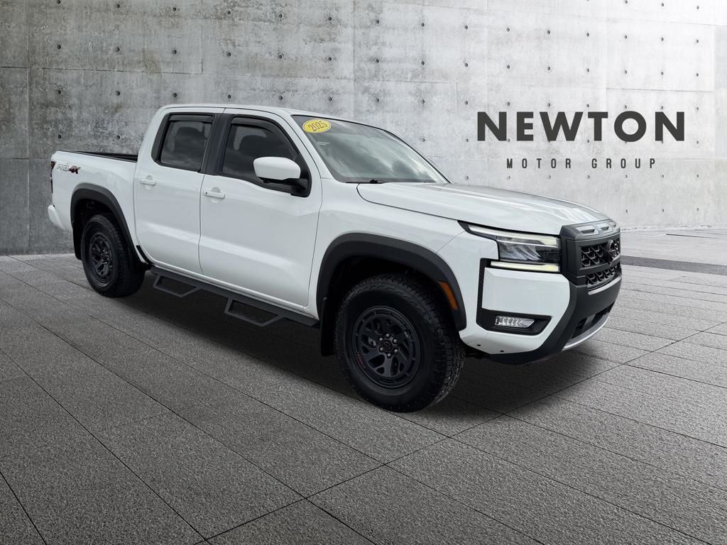 Glacier White 2025 Nissan Frontier Pickup Truck Four-Wheel Drive 9-Speed Automatic Overdrive