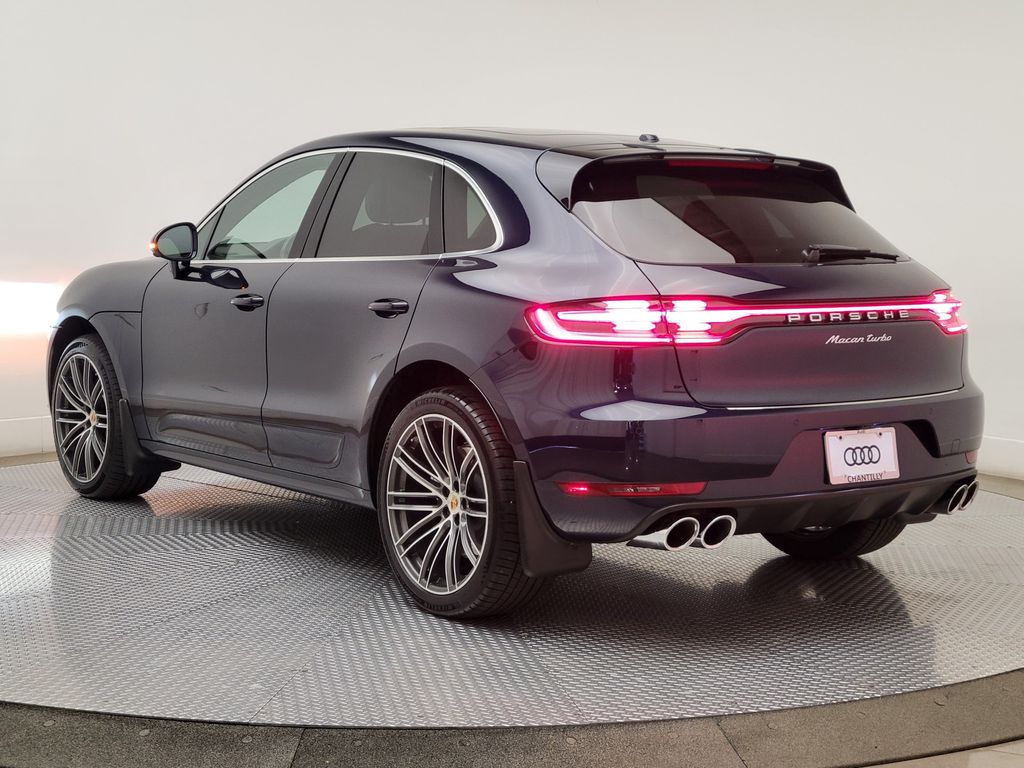 Thumbnail: 2021 Porsche Macan - 4