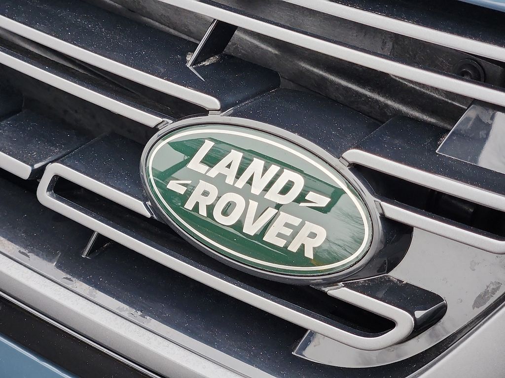 Thumbnail: 2026 Land Rover Range Rover Evoque - 11