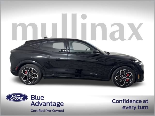 2023 Ford Mustang Mach-E GT photo 2