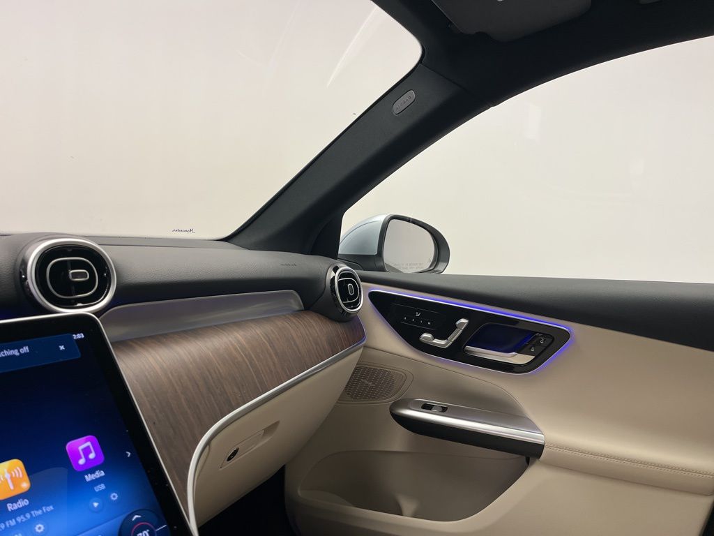 Thumbnail: 2026 Mercedes-Benz GLC - 20