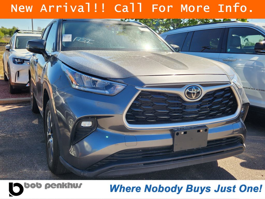 2023 Toyota Highlander XLE