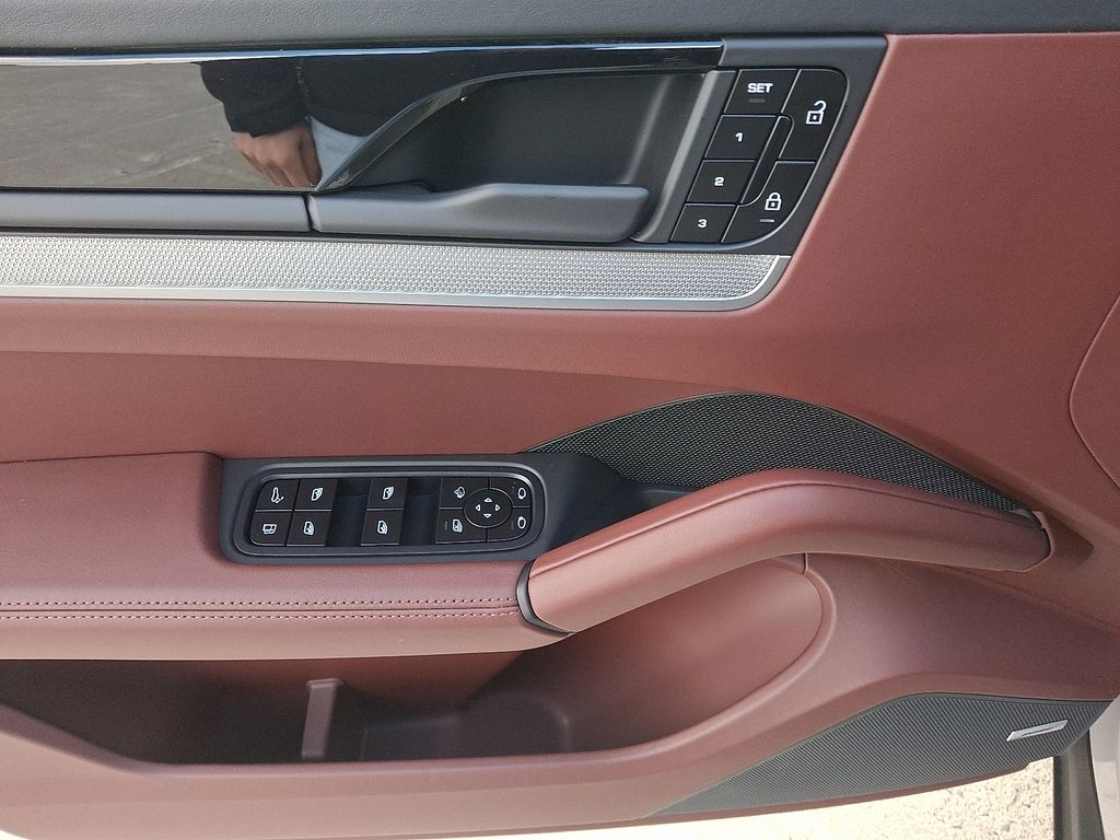 Thumbnail: 2026 Porsche  - 14