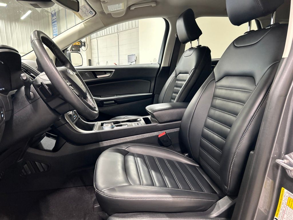 used 2024 Ford Edge car, priced at $29,917