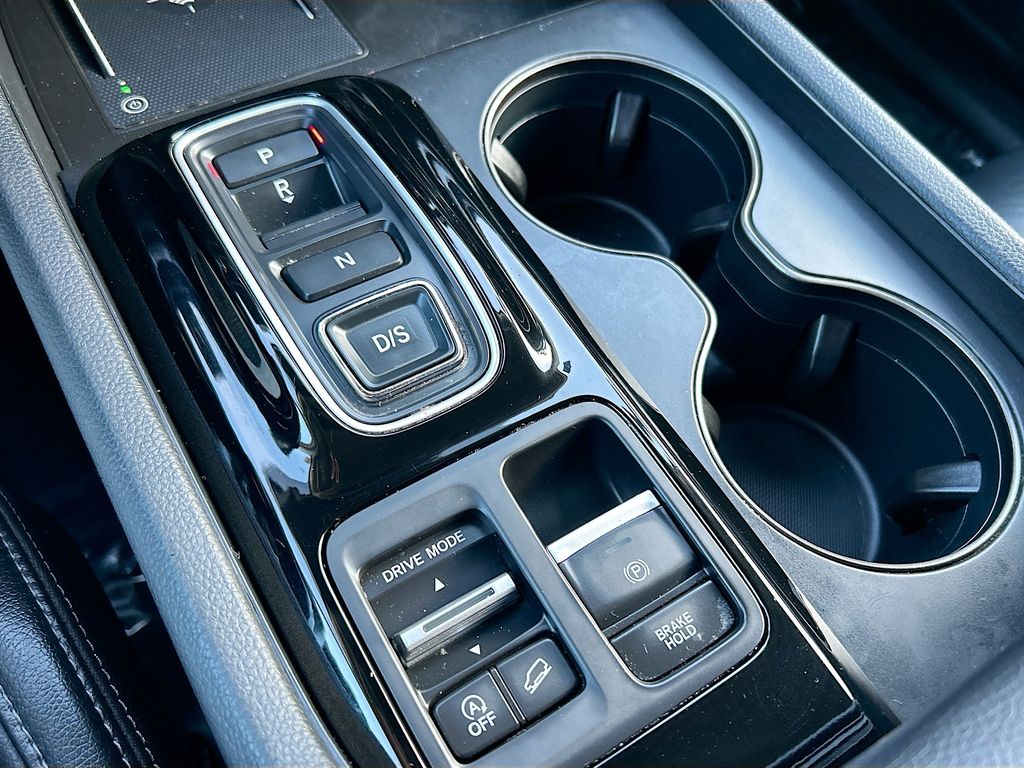 Thumbnail: 2023 Honda Pilot - 16