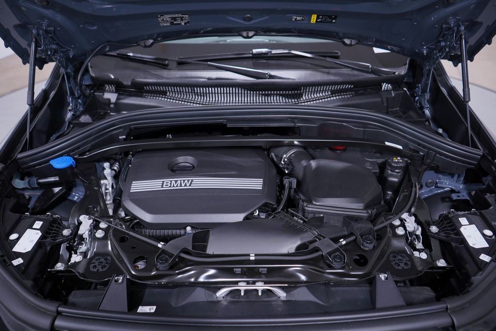 Thumbnail: 2026 BMW X1 - 13