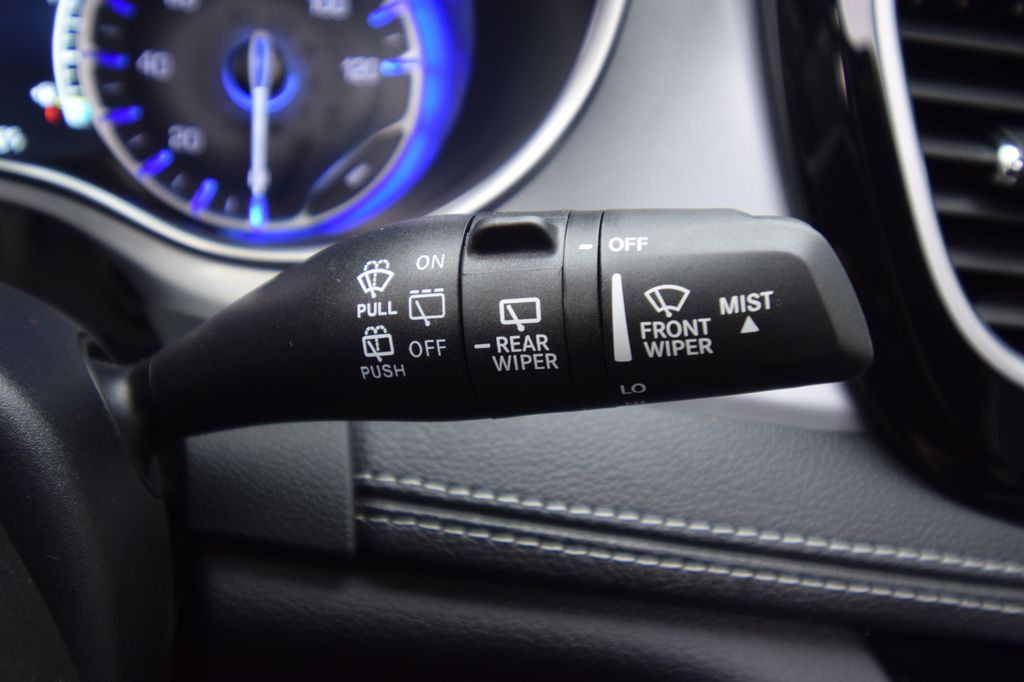 new 2026 Chrysler Pacifica car, priced at $47,696