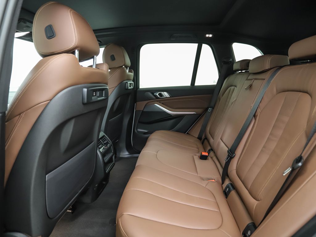 2022 BMW X5 xDrive40i 22