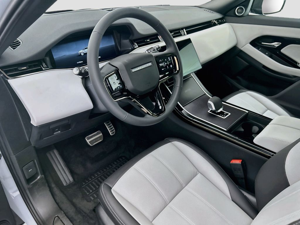 Thumbnail: 2026 Land Rover Range Rover Evoque - 9