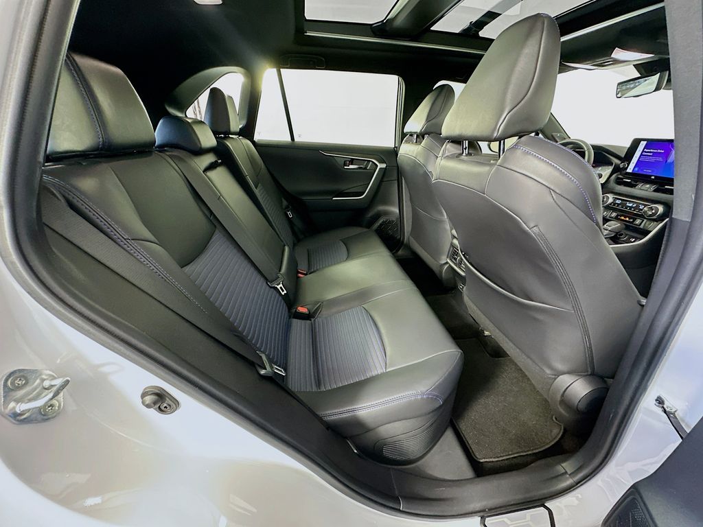 Thumbnail: 2024 Toyota RAV4 - 28