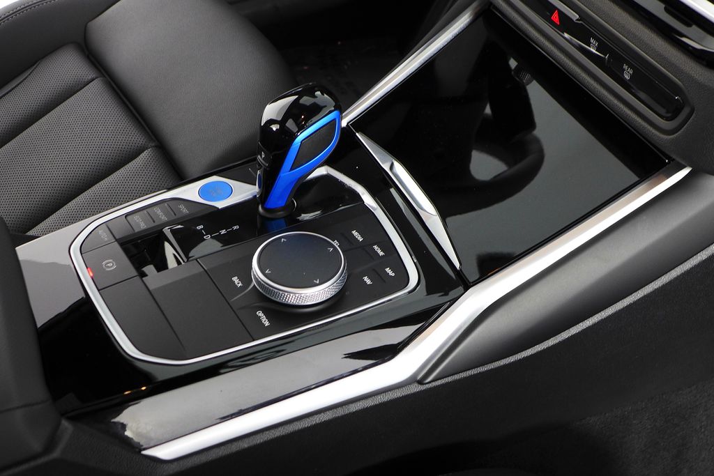 Thumbnail: 2023 BMW i4 - 15