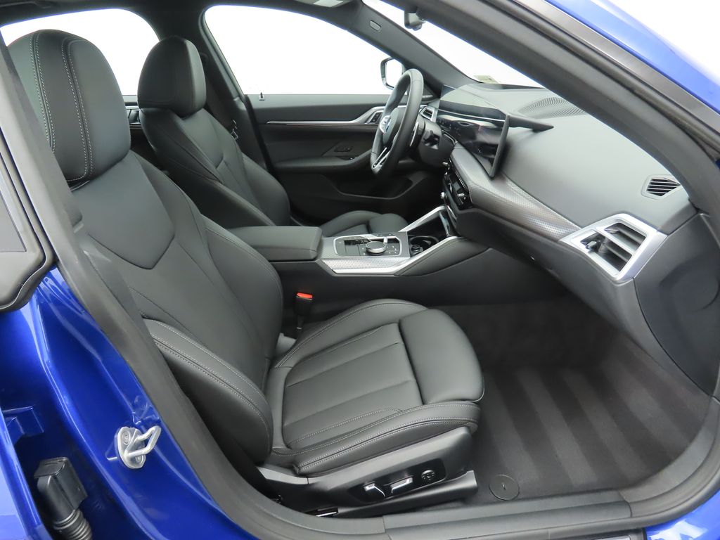 Thumbnail: 2025 BMW 4 Series - 20