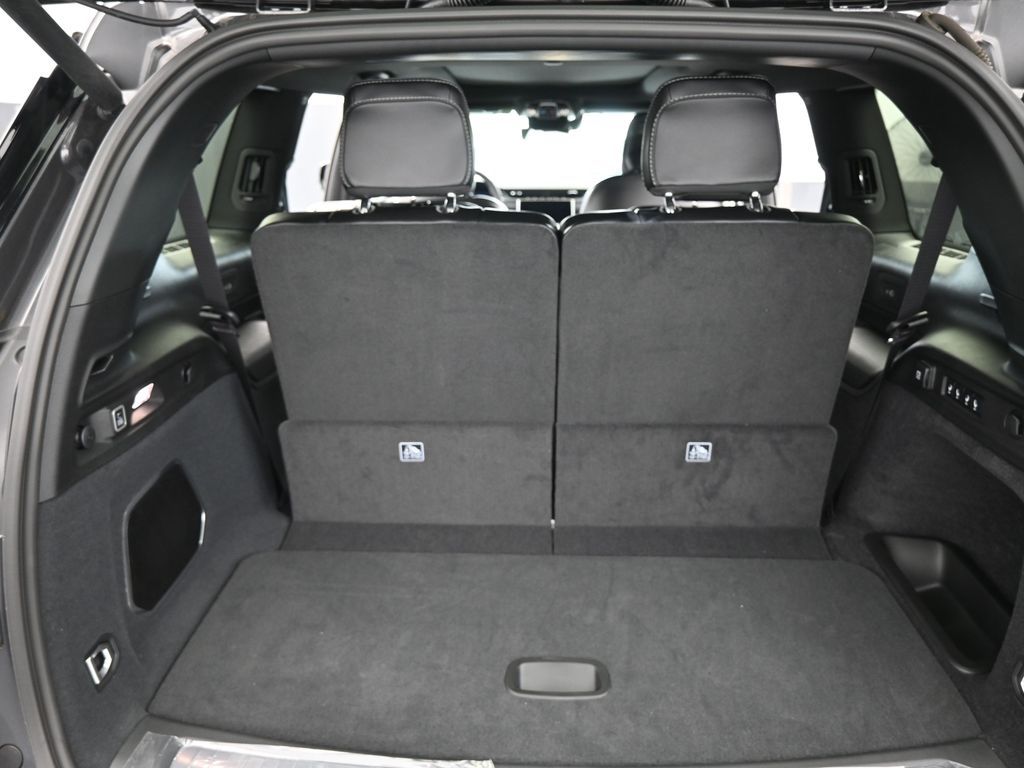 Used 2024 Baltic Gray Metallic Clearcoat Jeep Overland image 45