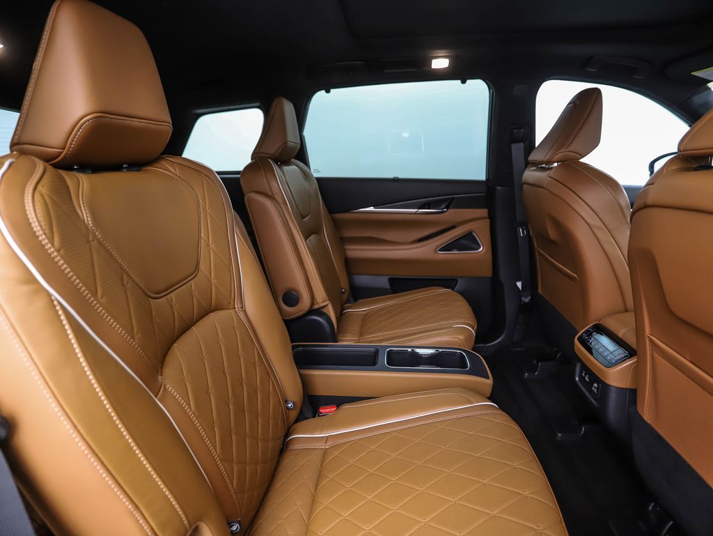 Thumbnail: 2024 INFINITI QX60 - 28