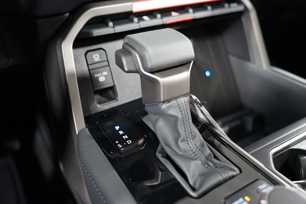 2025 Toyota Tundra Limited 22