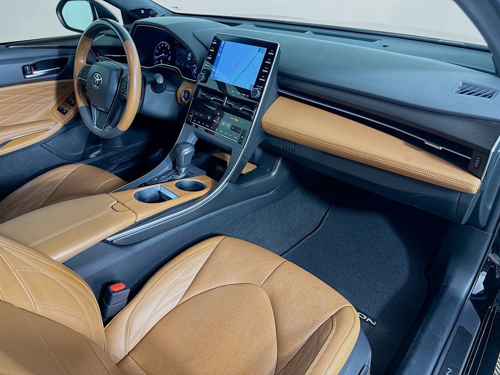 Thumbnail: 2020 Toyota Avalon - 30