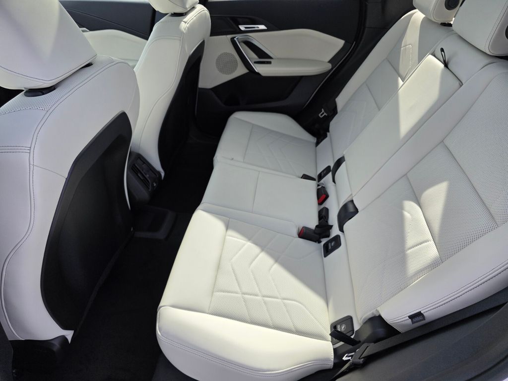 New 2026 White BMW xDrive28i image 12