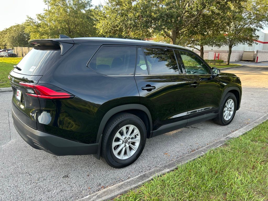 Thumbnail: 2024 Toyota Grand Highlander - 5