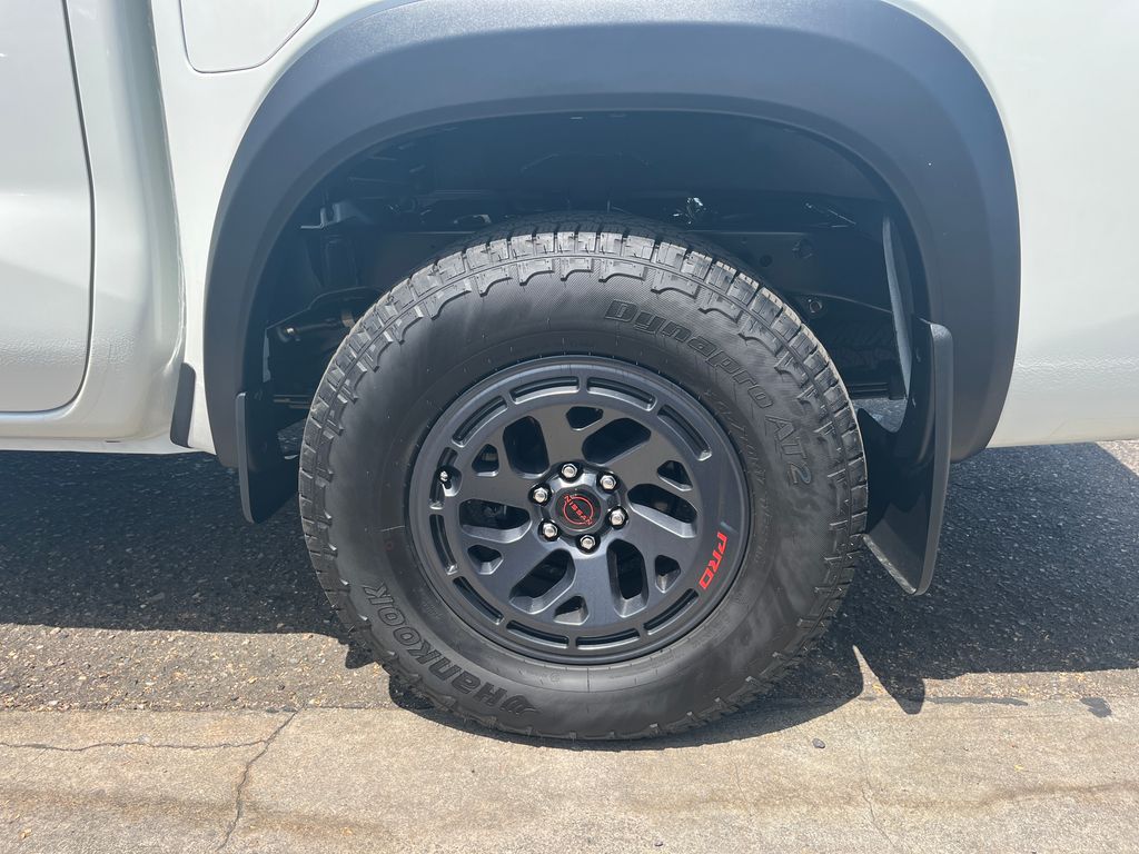 Used 2026 White Nissan PRO-4X image 30