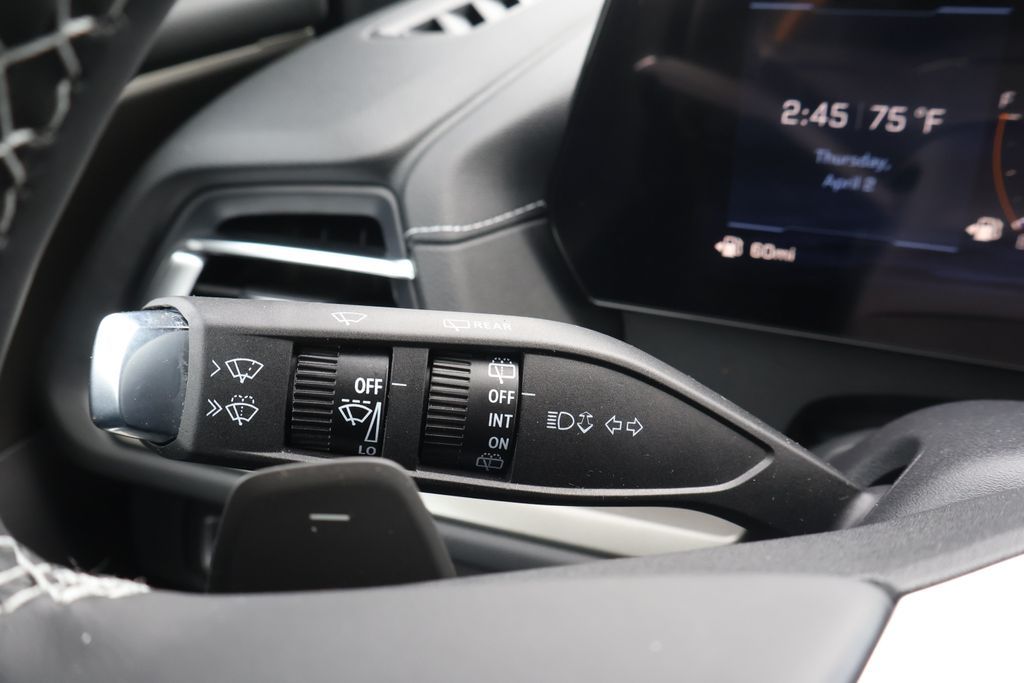 Thumbnail: 2026 Chevrolet Traverse - 25