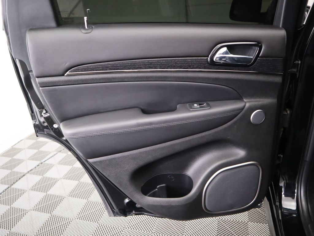 Thumbnail: 2020 Jeep Grand Cherokee - 27