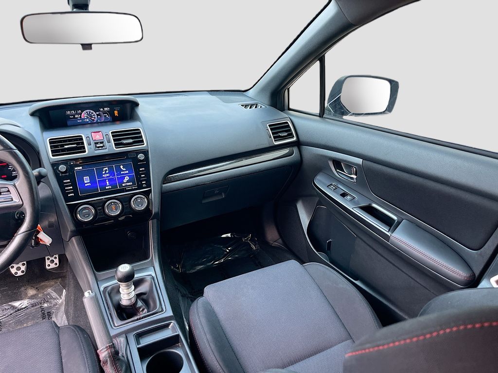 Used 2018 Silver Subaru Premium image 24