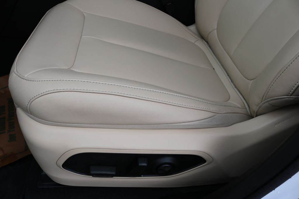 Used Car 2024 Jeep Grand Cherokee  4xe For Sale Under $35,000 In Austin, Texas