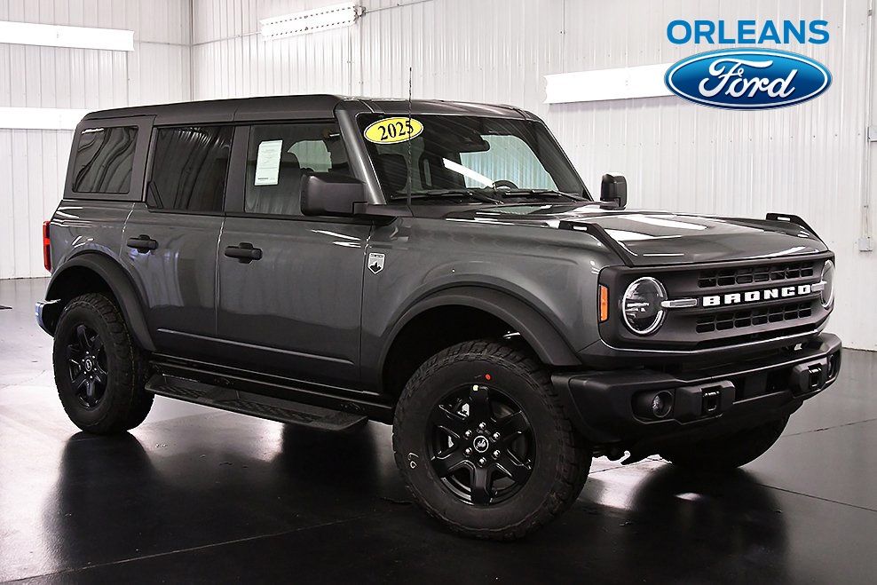 Carbonized Gray Metallic 2025 Ford Bronco SUV / Crossover Four-Wheel Drive Automatic