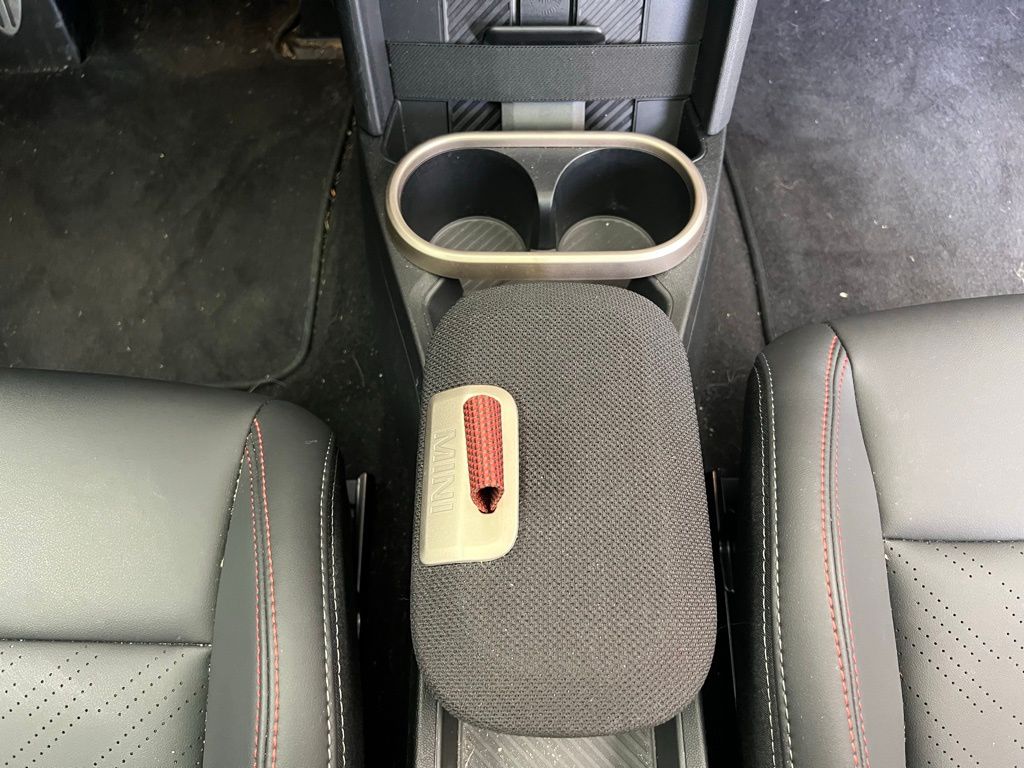 Thumbnail: 2025 MINI Cooper - 10