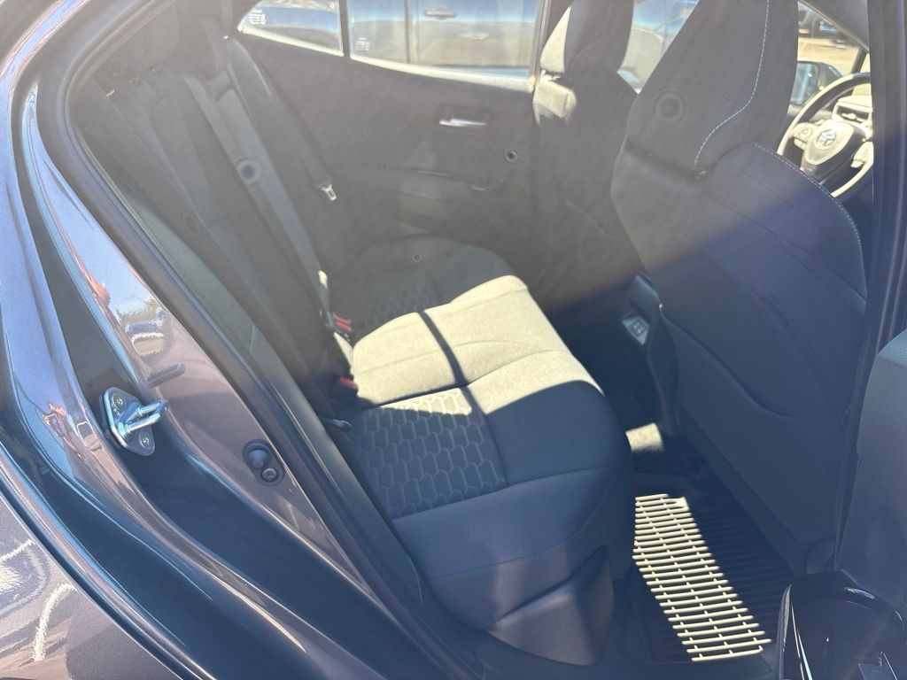 2024 Toyota Corolla Hatchback SE