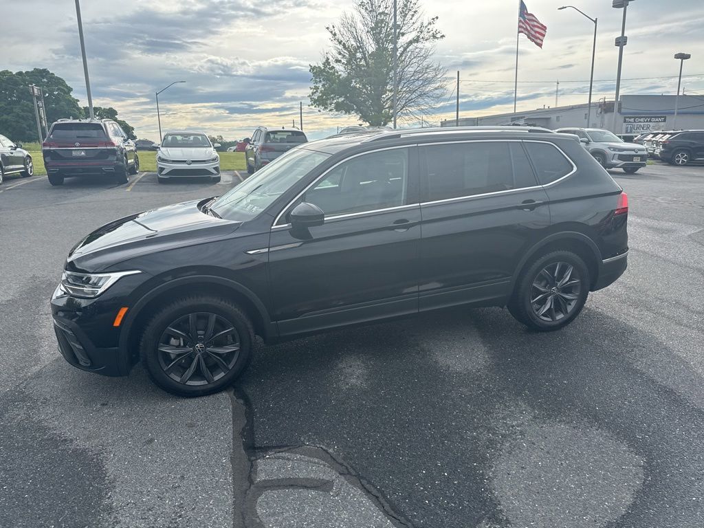 2022 Volkswagen Tiguan 2.0T SE Black at Sutliff Volkswagen
