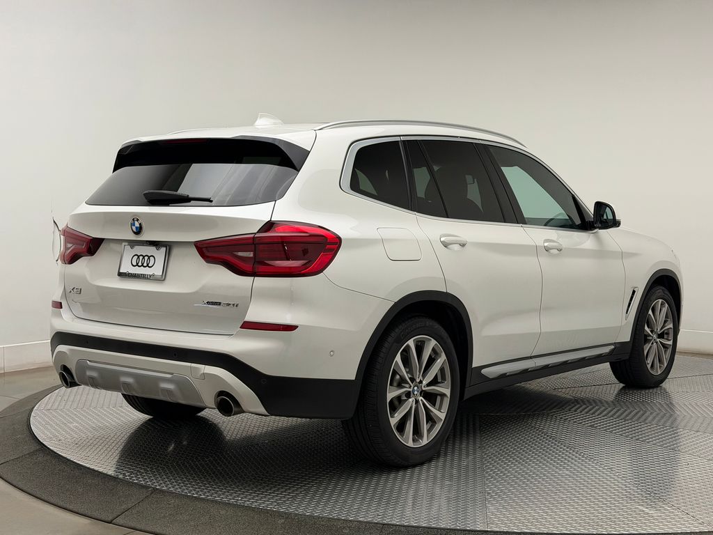Thumbnail: 2019 BMW X3 - 8