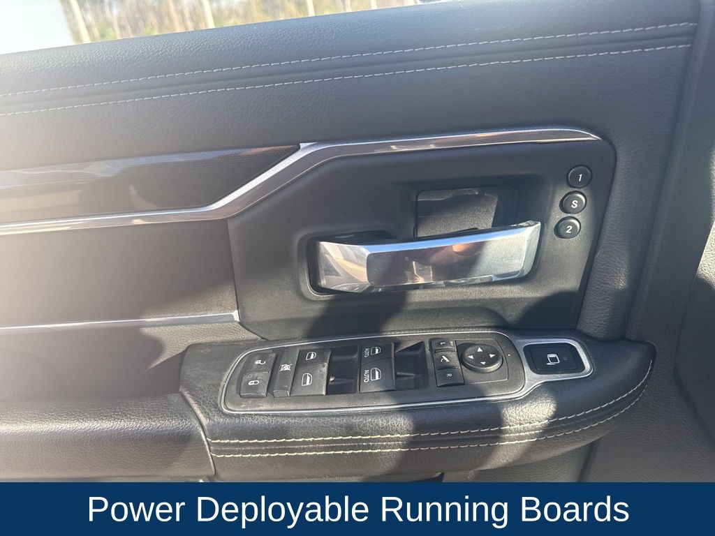 2022 Ram 2500 Laramie Crew Cab 4x4 6'4" Box