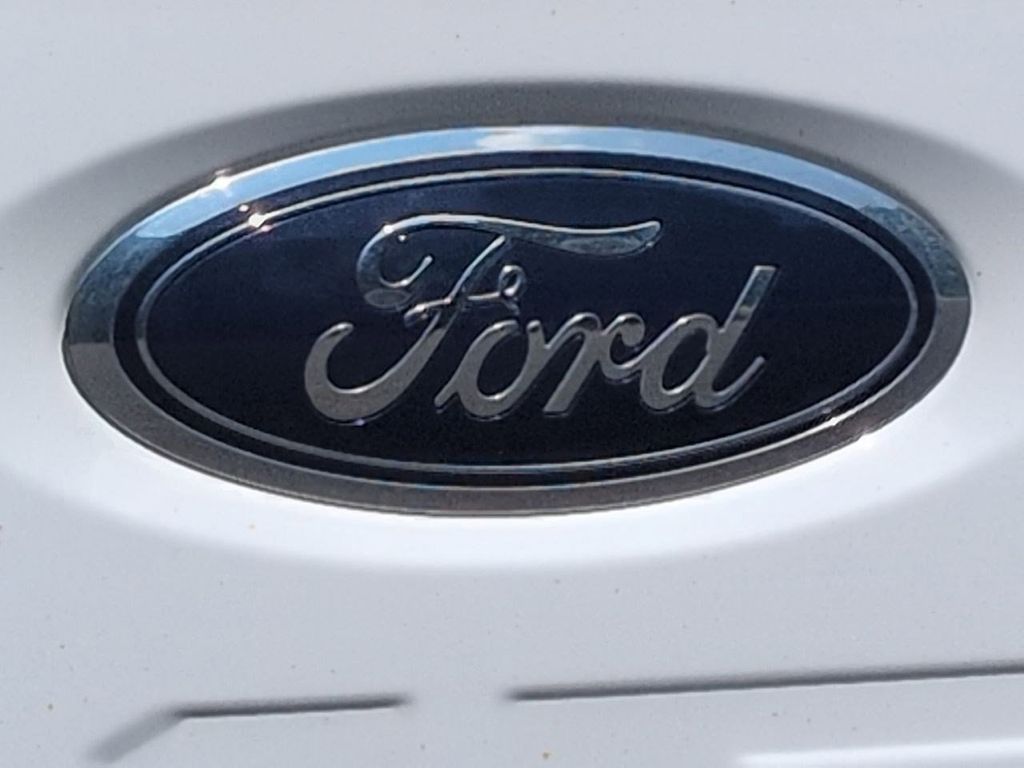 2023 Ford F-150 XLT - Photo 25