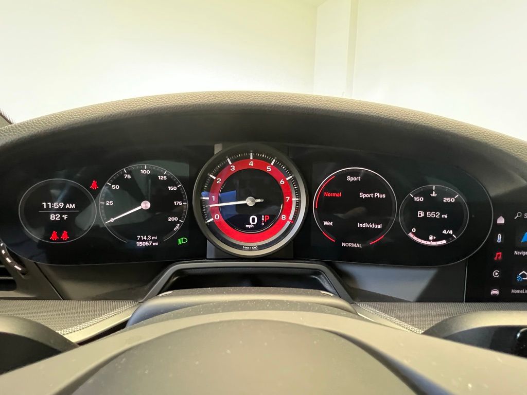 Thumbnail: 2022 Porsche 911 - 10