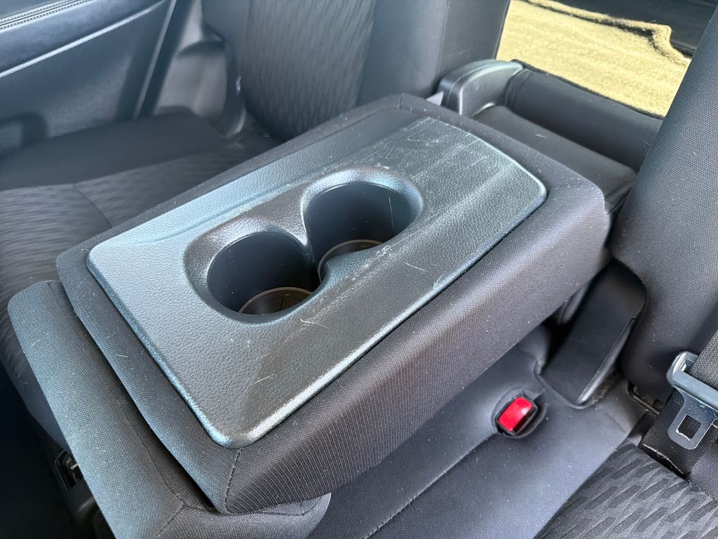 Used 2020 Nissan Rogue SV 4D Sport Utility