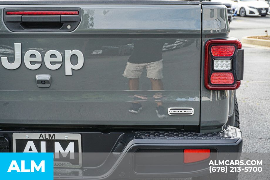 Used 2021 Gray Jeep Overland image 13