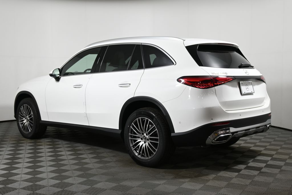 2025 Mercedes-Benz GLC 300 5