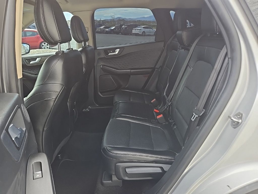 Used 2020 Silver Ford Titanium image 40