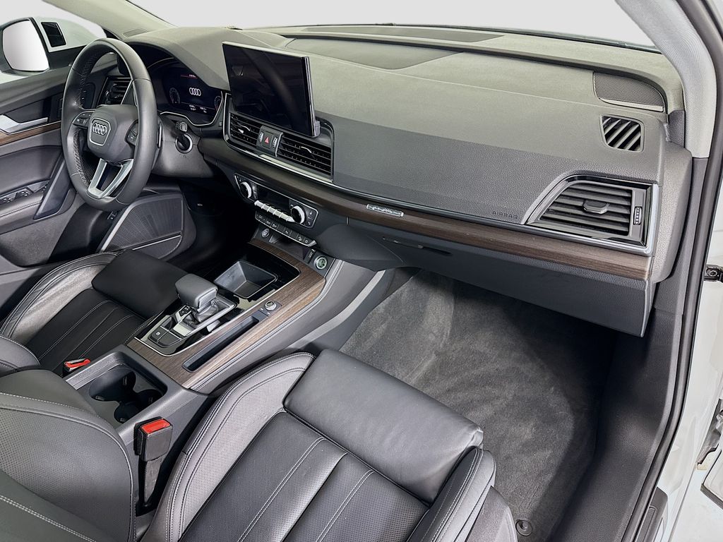 Thumbnail: 2023 Audi Q5 - 18