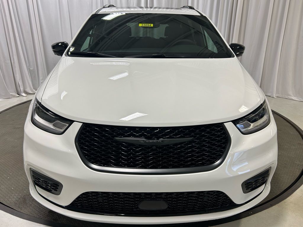 new 2026 Chrysler Pacifica car, priced at $44,999