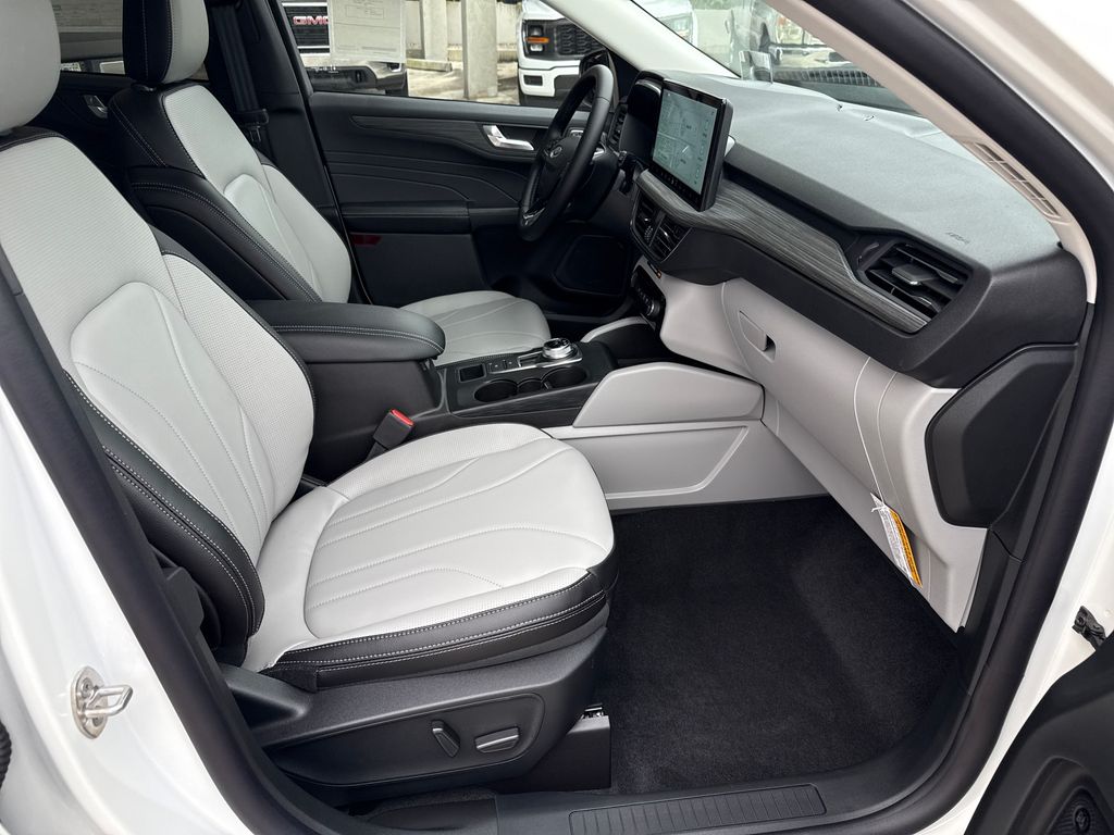 2025 Ford Escape Plug-In Hybrid Base photo 17