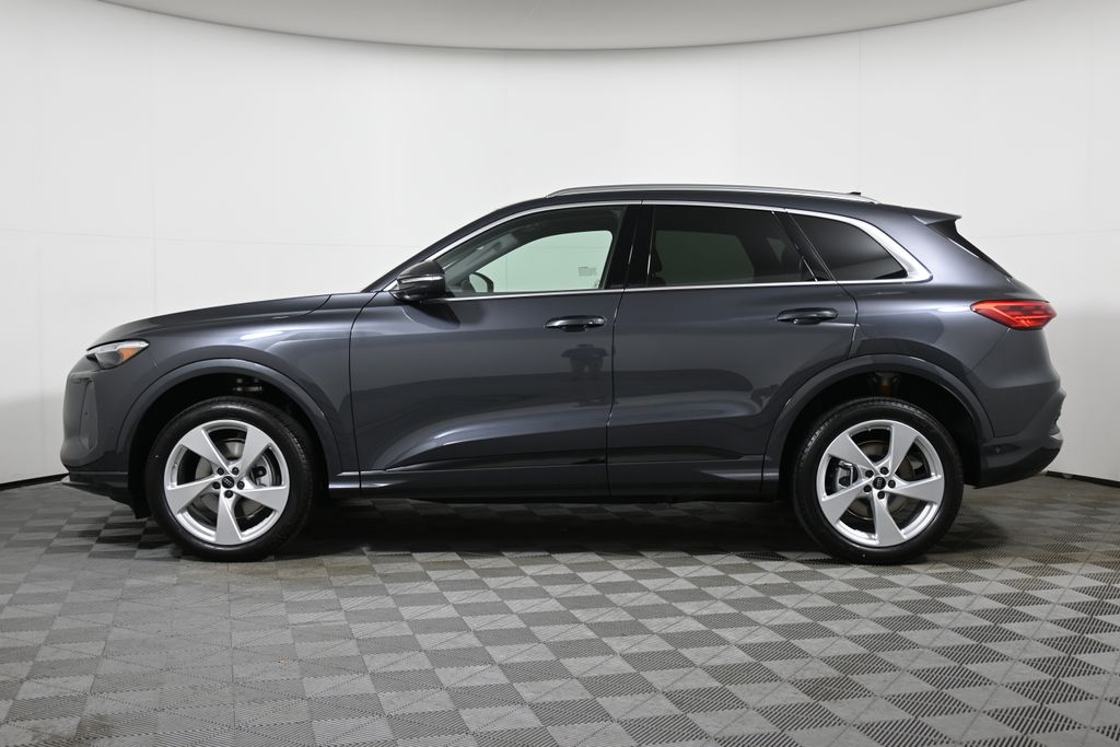 Thumbnail: 2025 Audi Q5 - 2