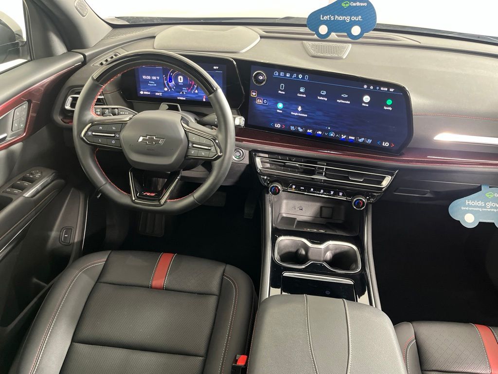 Thumbnail: 2024 Chevrolet Traverse - 2