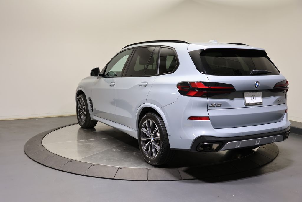 Thumbnail: 2024 BMW X5 - 5