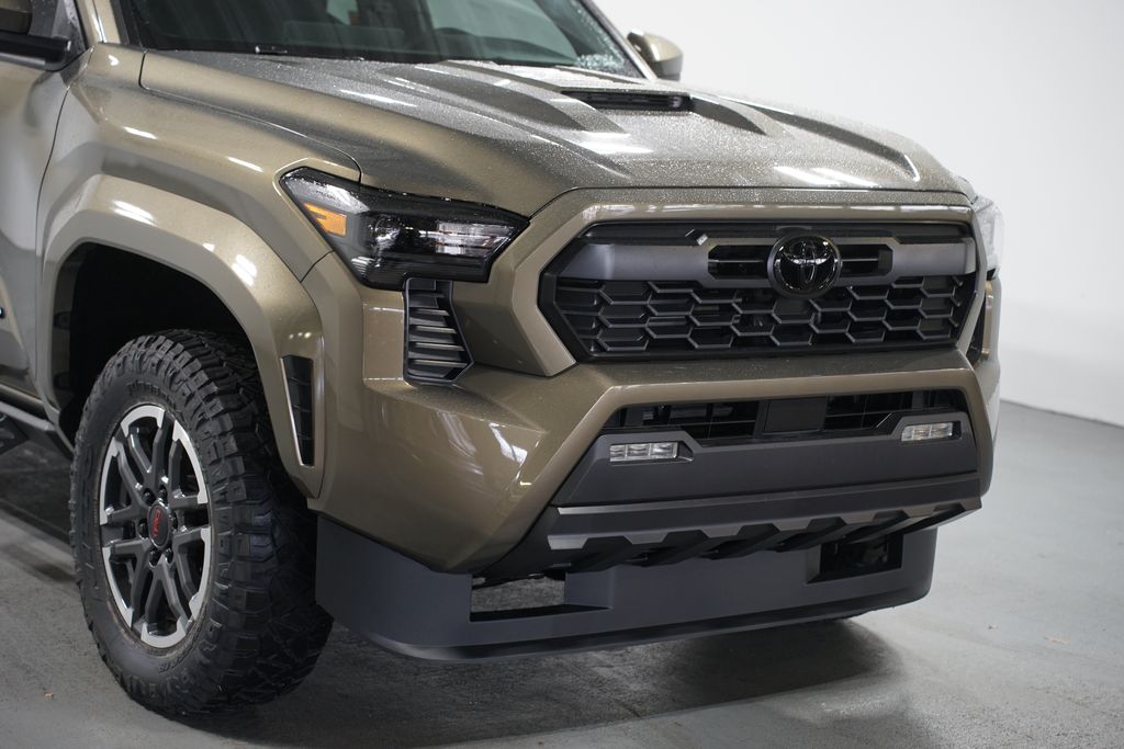 Thumbnail: 2026 Toyota Tacoma - 4