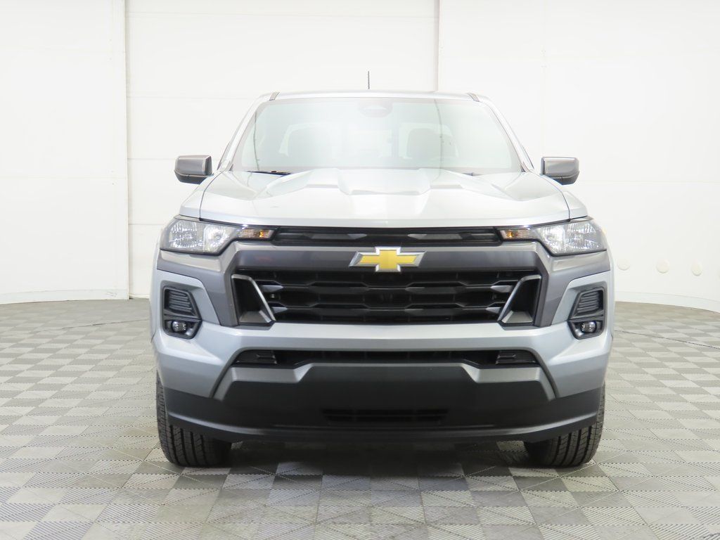 Thumbnail: 2023 Chevrolet Colorado - 2