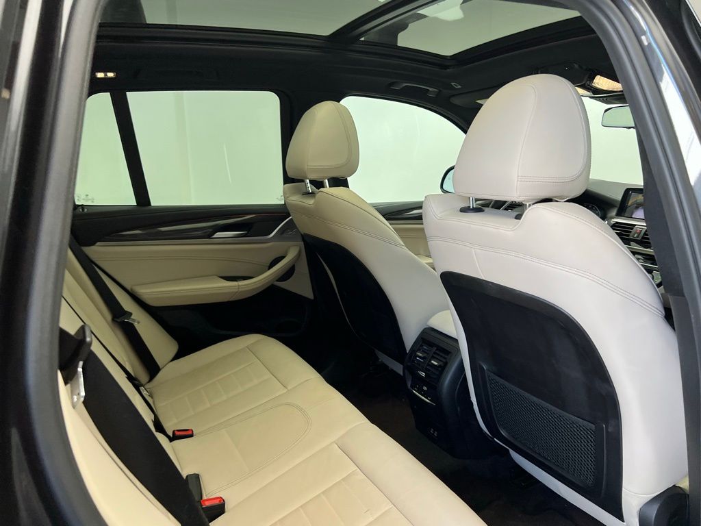 Thumbnail: 2021 BMW X3 - 8
