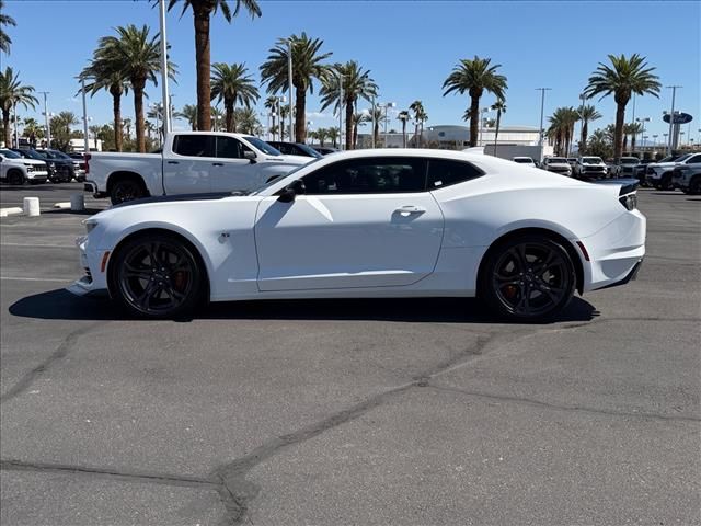 Summit White 2020 Chevrolet Camaro Coupe Rear-Wheel Drive 6-Speed Manual