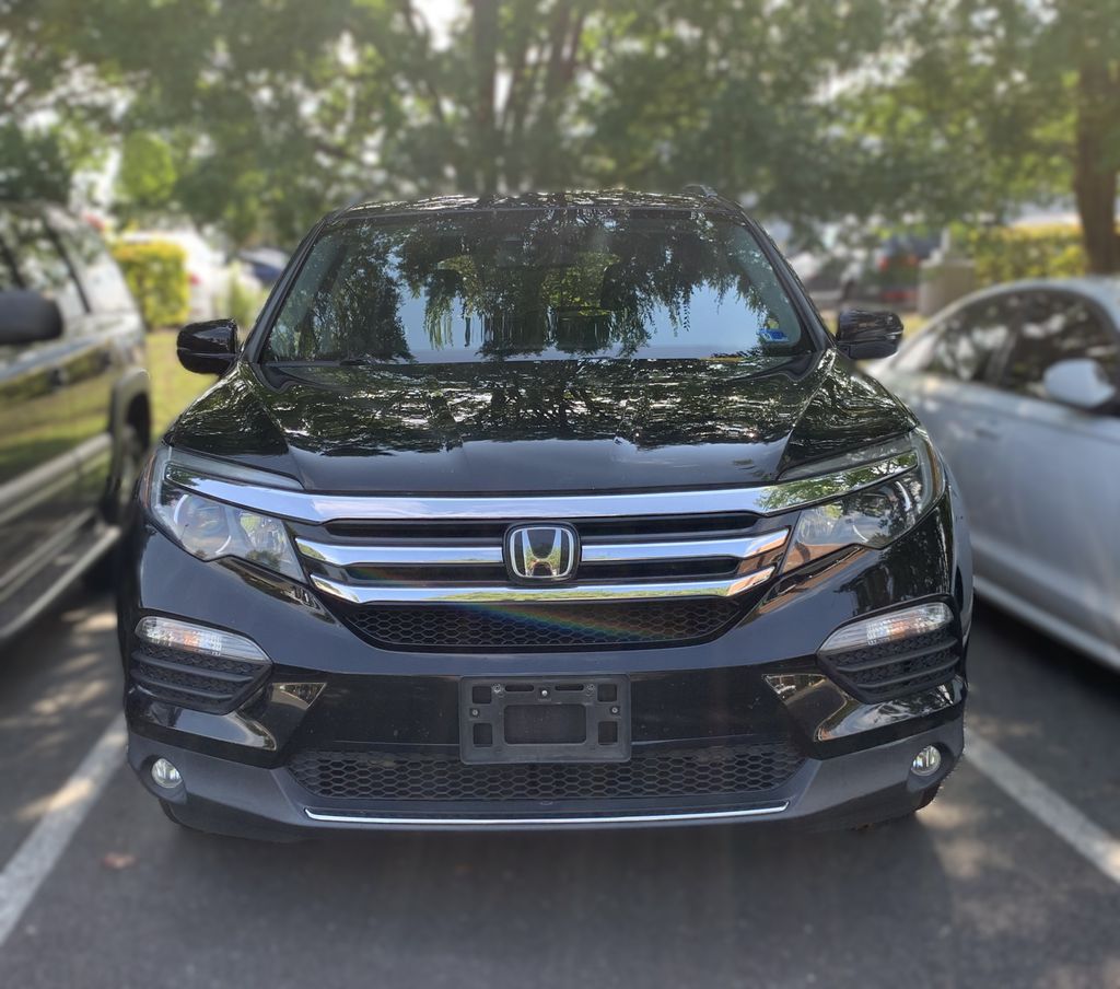 Thumbnail: 2017 Honda Pilot - 2